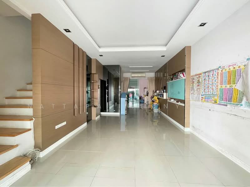 Baan Klang Muang Ratchada 36 : บ้านกลางเมือง รัชดา 36, กรุงเทพ, รัชดาภิเษก 36 แยก 9-3-6, จันทรเกษม, จตุจักร, กรุงเทพ, 164 ตร.ม., ทาวน์เฮ้าส์ ขาย, โดย Nattapat Reunyota, 500373527 - DDproperty.com
