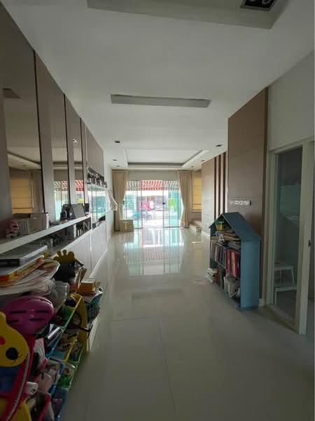 Baan Klang Muang Ratchada 36, Bangkok, Ratchadaphisek 36 Intersection 9-3-6, Chan Kasem, Chatuchak, Bangkok, 3 Bedrooms, 164 sqm, Townhouse For Sale, by Nattapat Reunyota, 500373527 - DDproperty.com