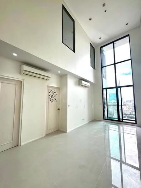Villa Asoke, Bangkok, 1588 New Petchburi Road, Makkasan, Ratchathewi, Bangkok, 2 Bedrooms, 102 sqm, Condo For Sale, by Pemika Aukkaraleekul, 500373541 - DDproperty.com