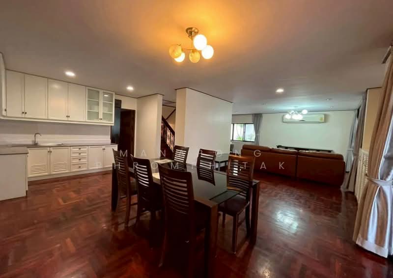 Panya Pattanakarn Village, Bangkok, Soi Phatthanakarn 30, Suan Luang, Bangkok, 5 Bedrooms, 350 sqm, Single Detached House For Sale, by Manapong Phromphitak, 500373564 - DDproperty.com