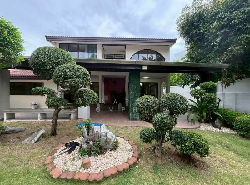Panya Pattanakarn Village, Bangkok, Soi Phatthanakarn 30, Suan Luang, Bangkok, 5 Bedrooms, 350 sqm, Single Detached House For Sale, by Manapong Phromphitak, 500373564 - DDproperty.com