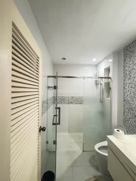 4-BR Townhouse, Bangkok, Bang Chak, Phra Khanong, Bangkok, 4 Bedrooms, 450 sqm, Townhouse For Rent, by Boonraksa Sopak, 500373566 - DDproperty.com