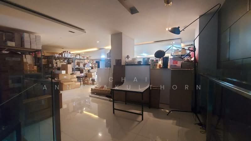 Burgundy Grande, Bangkok, Khlong Tan Nua, Watthana, Bangkok, , 2,058 sqm, Retail Space For Rent, by Vichai Annavakulthorn, 500373616 - DDproperty.com