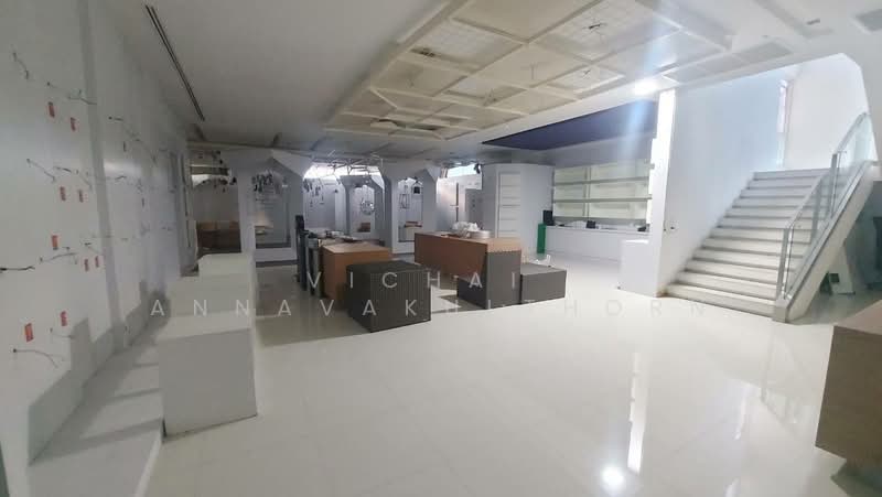 Burgundy Grande, Bangkok, Khlong Tan Nua, Watthana, Bangkok, , 2,058 sqm, Retail Space For Rent, by Vichai Annavakulthorn, 500373616 - DDproperty.com
