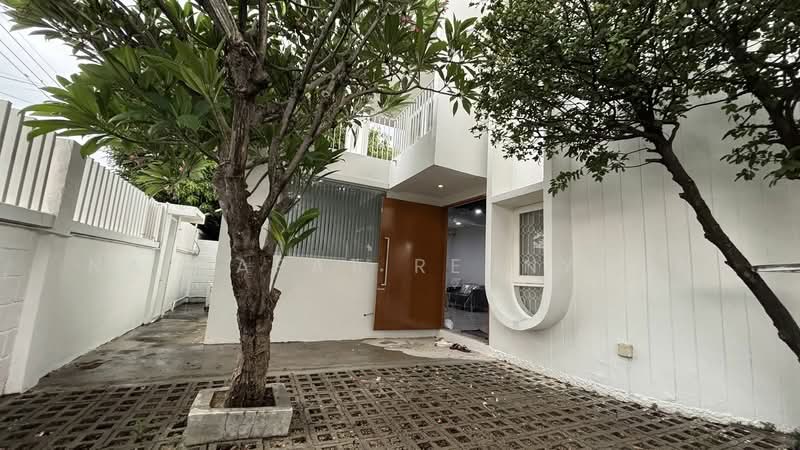 undefined, กรุงเทพ, ลาดพร้าว, กรุงเทพ, 200 ตร.ม., บ้านเดี่ยว ขาย, โดย Nattapat Reunyota, 500373639 - DDproperty.com