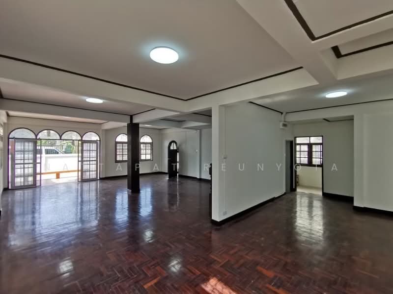 บ้าน 4-ห้องนอน, กรุงเทพ, สะพานสอง, วังทองหลาง, กรุงเทพ, 325 ตร.ม., บ้านเดี่ยว ขาย, โดย Nattapat Reunyota, 500373654 - DDproperty.com