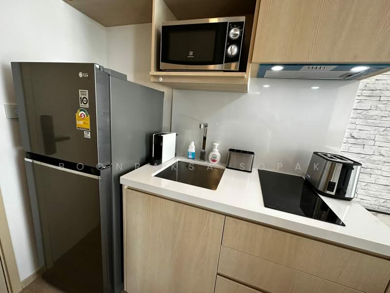 Noble State 39, Bangkok, 35 Soi Sukhumvit 39, Khlong Tan Nua, Watthana, Bangkok, 1 Bedroom, 30 sqm, Condo For Rent, by Boonraksa Sopak, 500373664 - DDproperty.com