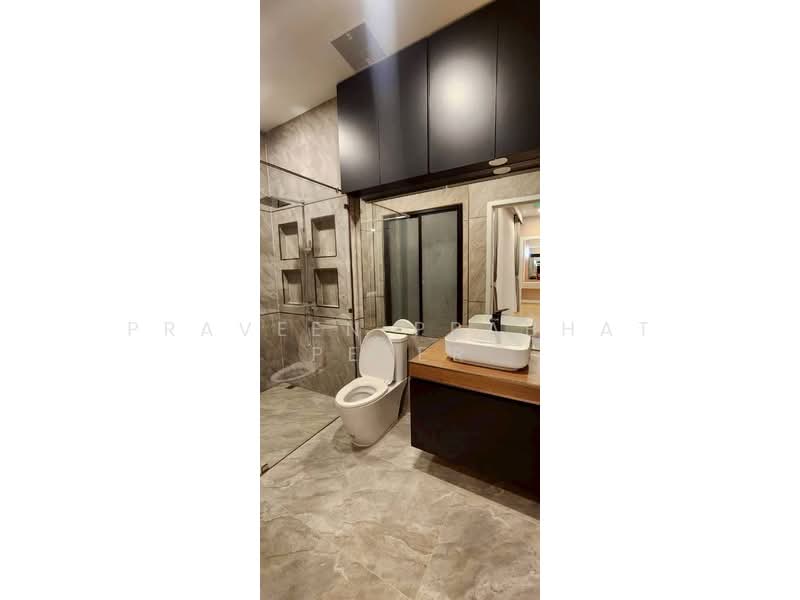 Living 21 at Mabprachan, Chon Buri (Pattaya), Bang Lamung, Bang Lamung (Pattaya), Chon Buri (Pattaya), 4 Bedrooms, 408 sqm, Single Detached House For Rent, by Praveen Peter, 500373724 - DDproperty.com