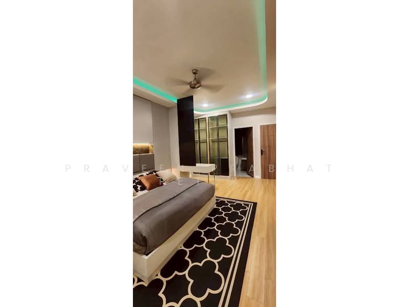 Living 21 at Mabprachan, Chon Buri (Pattaya), Bang Lamung, Bang Lamung (Pattaya), Chon Buri (Pattaya), 4 Bedrooms, 408 sqm, Single Detached House For Rent, by Praveen Peter, 500373724 - DDproperty.com