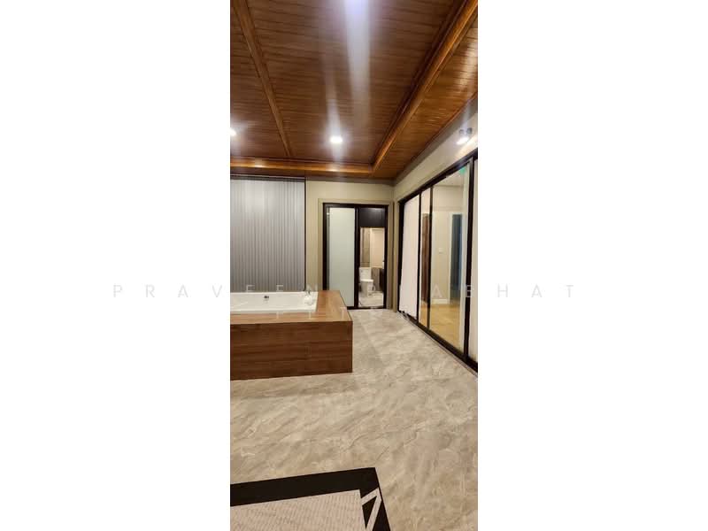 Living 21 at Mabprachan, Chon Buri (Pattaya), Bang Lamung, Bang Lamung (Pattaya), Chon Buri (Pattaya), 4 Bedrooms, 408 sqm, Single Detached House For Rent, by Praveen Peter, 500373724 - DDproperty.com