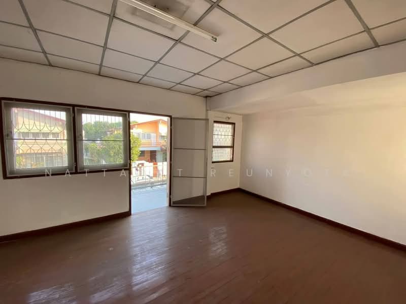 undefined, กรุงเทพ, ลาดพร้าว, กรุงเทพ, 600 ตร.ม., บ้านเดี่ยว ขาย, โดย Nattapat Reunyota, 500373764 - DDproperty.com