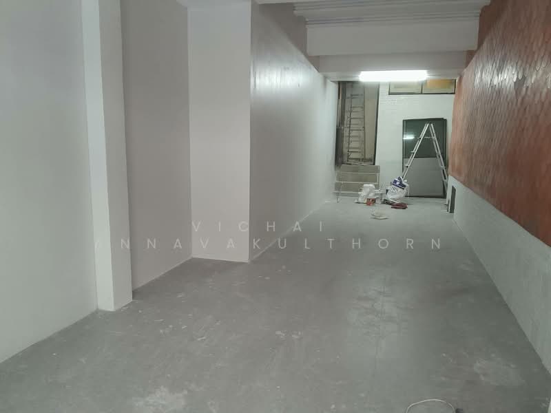 Commercial Space for RENT in Thonglor district, Bangkok, Khlong Tan Nua, Watthana, Bangkok, , 40 sqm, Shophouse For Rent, by Vichai Annavakulthorn, 500373771 - DDproperty.com