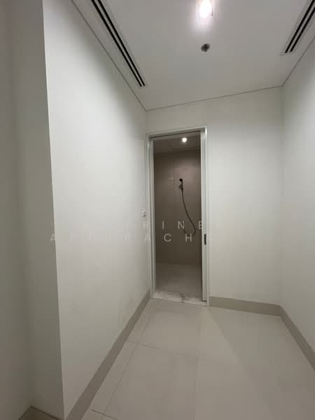 The Ritz-Carlton Residences, Bangkok, 114 Narathiwat Ratchanakarin Road, Silom, Bang Rak, Bangkok, 2 Bedrooms, 204 sqm, Condo For Rent, by Natrinee Aphirachatanon, 500373781 - DDproperty.com