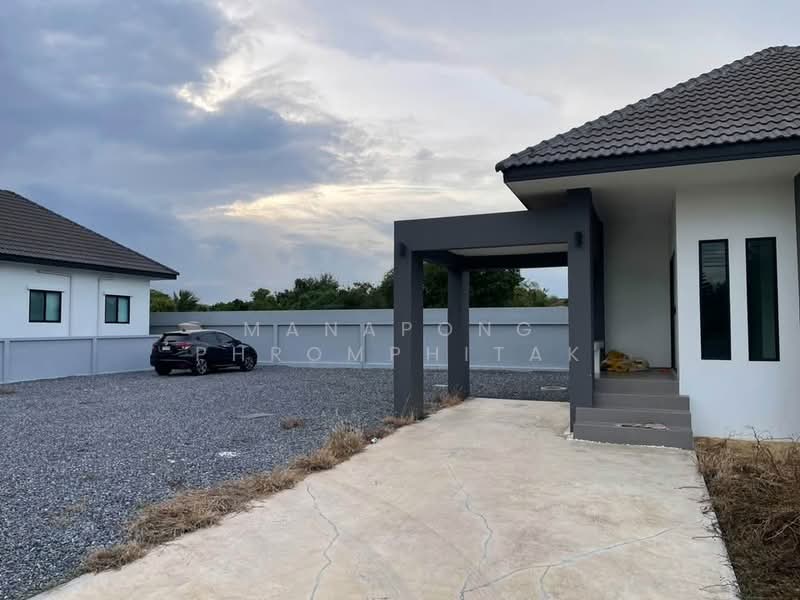 undefined, Bangkok, Lam Phak Chi, Nong Chok, Bangkok, 2 Bedrooms, 66 sqm, Single Detached House For Sale, by Manapong Phromphitak, 500373782 - DDproperty.com