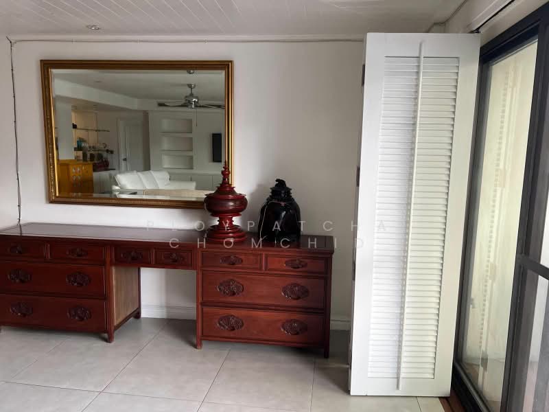 Kallista Mansion, Bangkok, 64 Soi Sukhumvit 11, Khlongtoei Nua, Watthana, Bangkok, 3 Bedrooms, 315 sqm, Condo For Rent, by Ploypatcha Chomchid, 500373828 - DDproperty.com