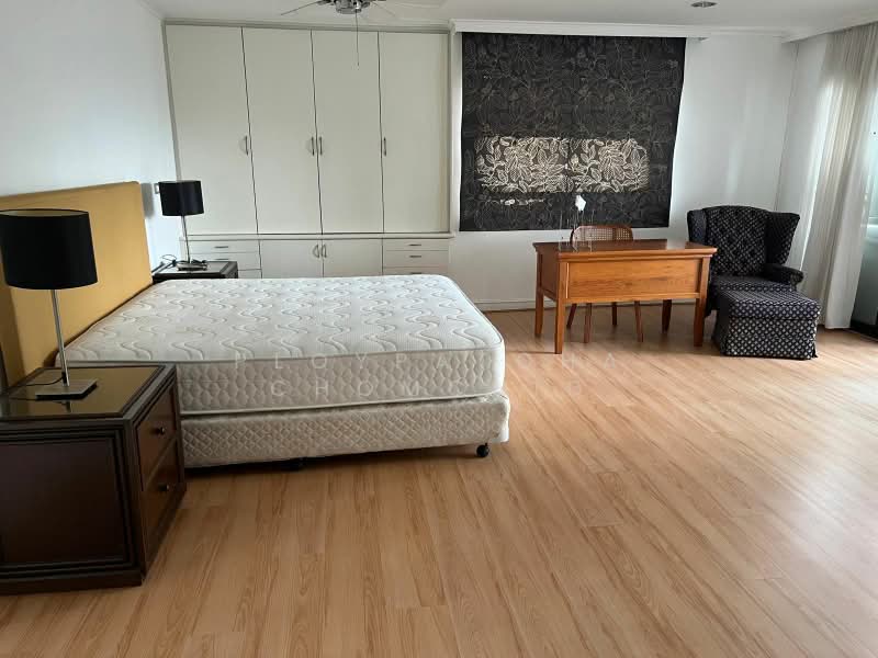 Kallista Mansion, Bangkok, 64 Soi Sukhumvit 11, Khlongtoei Nua, Watthana, Bangkok, 3 Bedrooms, 315 sqm, Condo For Rent, by Ploypatcha Chomchid, 500373828 - DDproperty.com