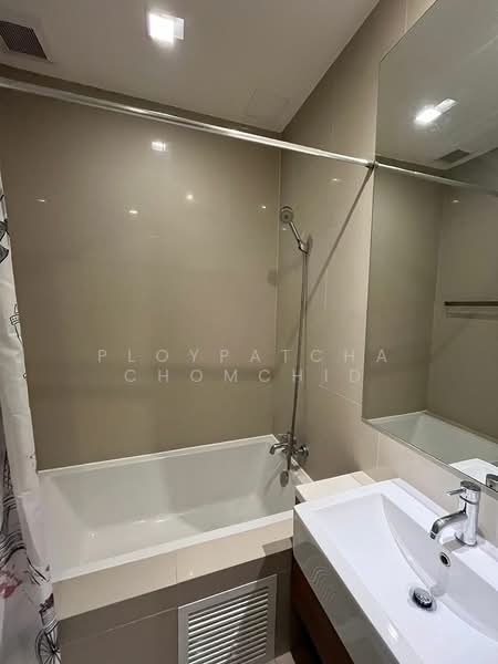 Noble Reveal, Bangkok, 36 Soi Sukhumvit 63, Ekamai Road, Phra Kanong Nua, Watthana, Bangkok, 1 Bedroom, 32 sqm, Condo For Rent, by Ploypatcha Chomchid, 500373840 - DDproperty.com