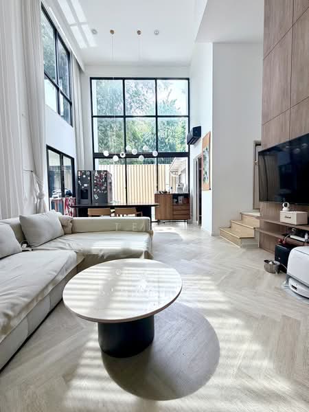Estara Haven Pattanakan 20, Bangkok, Phatthanakan 20, Phatthanakan Road, Suan Luang, Bangkok, 4 Bedrooms, 290 sqm, Townhouse For Sale, by Ter ., 500373845 - DDproperty.com