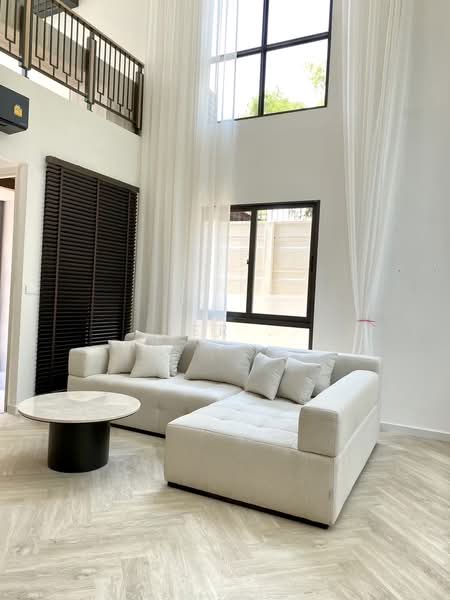 Estara Haven Pattanakan 20, Bangkok, Phatthanakan 20, Phatthanakan Road, Suan Luang, Bangkok, 4 Bedrooms, 290 sqm, Townhouse For Sale, by Ter ., 500373845 - DDproperty.com