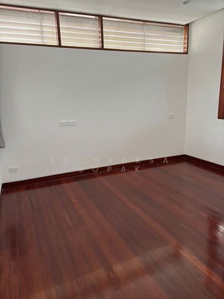 บ้าน 3-ห้องนอน, กรุงเทพ, คลองตันเหนือ, วัฒนา, กรุงเทพ, 340 ตร.ม., บ้านเดี่ยว ให้เช่า, โดย Boonraksa Sopak, 500373858 - DDproperty.com
