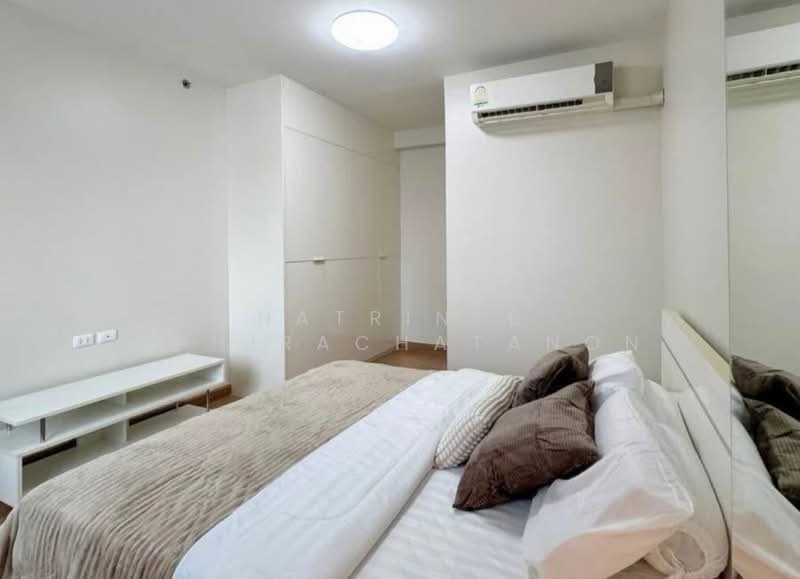 Supalai Park Ekkamai-Thonglor, Bangkok, Petchaburi Road, Bang Kapi, Huai Khwang, Bangkok, 2 Bedrooms, 82 sqm, Condo For Rent, by Natrinee Aphirachatanon, 500373874 - DDproperty.com