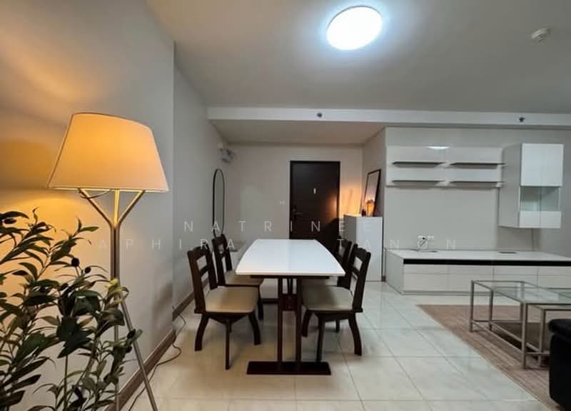 Supalai Park Ekkamai-Thonglor, Bangkok, Petchaburi Road, Bang Kapi, Huai Khwang, Bangkok, 2 Bedrooms, 82 sqm, Condo For Sale, by Natrinee Aphirachatanon, 500373878 - DDproperty.com