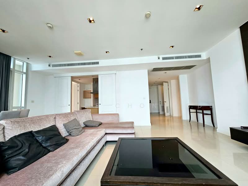 Athenee Residence, Bangkok, 65 Witthayu Road, Lumphini, Pathum Wan, Bangkok, 3 Bedrooms, 216 sqm, Condo For Rent, by Sutavee Chonlabud, 500373899 - DDproperty.com