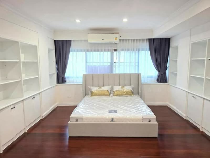 The Waterford Thonglor 11, Bangkok, 219 Soi Thonglor Sukhumvit Road, Khlong Tan Nua, Watthana, Bangkok, 3 Bedrooms, 400 sqm, Condo For Rent, by Sutavee Chonlabud, 500373907 - DDproperty.com