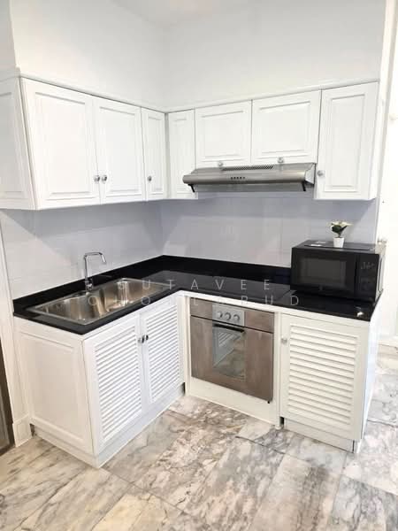 The Waterford Thonglor 11, Bangkok, 219 Soi Thonglor Sukhumvit Road, Khlong Tan Nua, Watthana, Bangkok, 3 Bedrooms, 400 sqm, Condo For Rent, by Sutavee Chonlabud, 500373907 - DDproperty.com