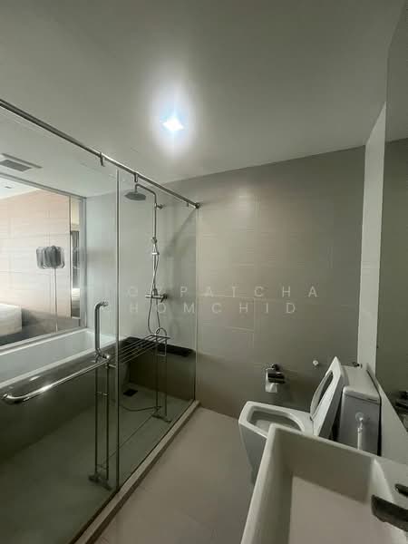 Issara @ 42 Sukhumvit, Bangkok, Soi Sukhumvit 42, Phra Kanong, Khlong Toei, Bangkok, 2 Bedrooms, 79 sqm, Condo For Rent, by Ploypatcha Chomchid, 500374038 - DDproperty.com