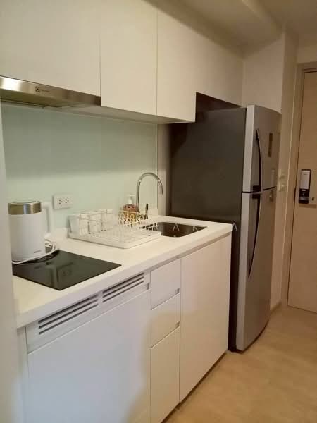 Liv @ 49, Bangkok, 9 Sukhumvit 49 Rd, Khlong Tan Nua, Watthana, Bangkok, 1 Bedroom, 40 sqm, Condo For Rent, by Boonraksa Sopak, 500374053 - DDproperty.com