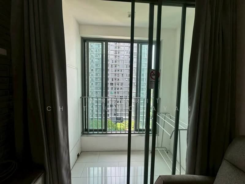 IDEO MOBI Sukhumvit 81, Bangkok, 2097 Sukhumvit Road, Bang Chak, Phra Khanong, Bangkok, 1 Bedroom, 31 sqm, Condo For Rent, by Tanakrit Chotbuddkayan, 500374078 - DDproperty.com