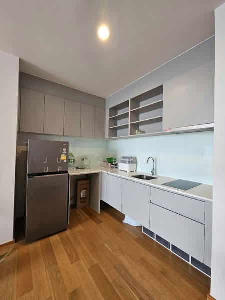 Noble Revo Silom : โนเบิล รีโว สีลม, กรุงเทพ, 88 ซอยสุรศักดิ์ ถนนสุรสักดิ์ แขวงสีลม เขตบางรัก จังหวัดกรุงเทพมหานคร, สีลม, บางรัก, กรุงเทพ, 50 ตร.ม., คอนโด ให้เช่า, โดย Juthabhorn Uppachit (Amy), 500374111 - DDproperty.com