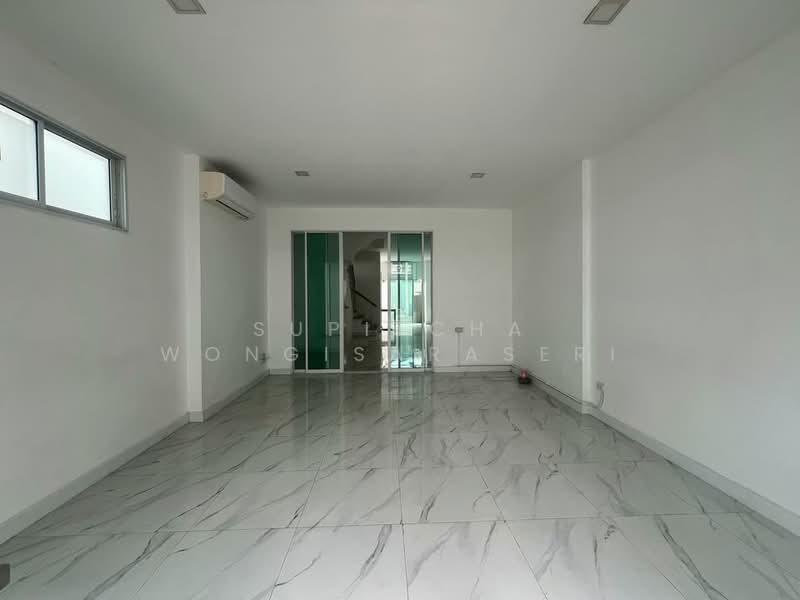 undefined, Bangkok, Khlong Tanon, Sai Mai, Bangkok, 3 Bedrooms, 19 sqm, Townhouse For Sale, by Supitcha Wongisaraseri, 500374206 - DDproperty.com