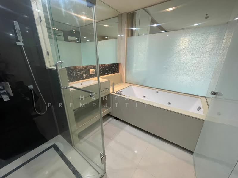 The Address Sathorn : ดิ แอดเดรส สาทร, กรุงเทพ, 98 ถนนสาทรเหนือ ซอยสาทร 12 แขวงสีลม เขตบางรัก กรุงเทพมหานคร, สีลม, บางรัก, กรุงเทพ, 56 ตร.ม., คอนโด ขาย, โดย Thanyalak Premputtiphan, 500374278 - DDproperty.com