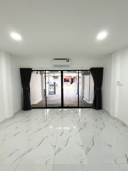 Townhome (Near Ramintra Expressway), Bangkok, รามอินทรา, Tha Rang, Bang Khen, Bangkok, 4 Bedrooms, 150 sqm, Townhouse For Rent, by Connex Property, 500374310 - DDproperty.com