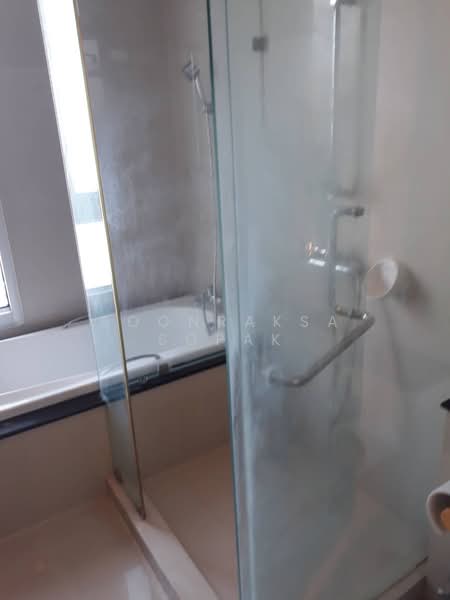 Nusasiri Grand, Bangkok, Soi Sukhumvit 42, Phra Kanong, Khlong Toei, Bangkok, 2 Bedrooms, 123 sqm, Condo For Rent, by Boonraksa Sopak, 500374414 - DDproperty.com