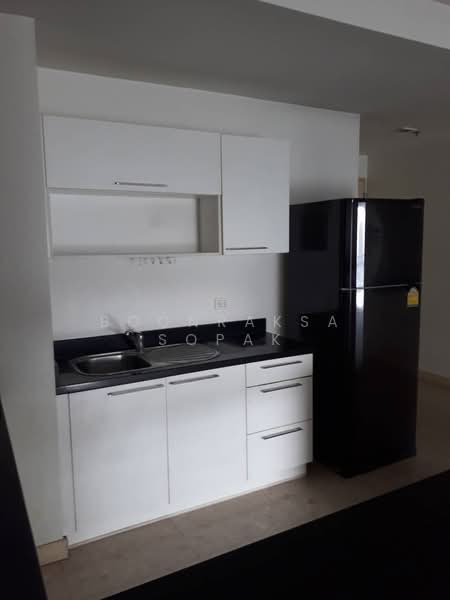 Nusasiri Grand, Bangkok, Soi Sukhumvit 42, Phra Kanong, Khlong Toei, Bangkok, 2 Bedrooms, 123 sqm, Condo For Rent, by Boonraksa Sopak, 500374414 - DDproperty.com