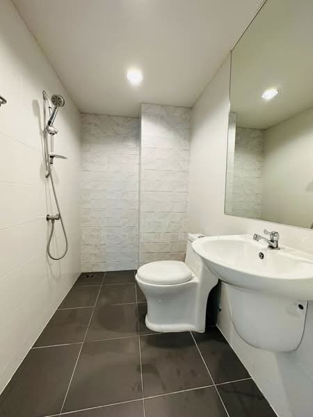 Cozy Corner House with Private Garden at Soi Rattanathibet 26, Nonthaburi, -, Bang Kra So, Muang Nonthaburi, Nonthaburi, 2 Bedrooms, 120 sqm, Single Detached House For Rent, by Connex Property, 500374435 - DDproperty.com