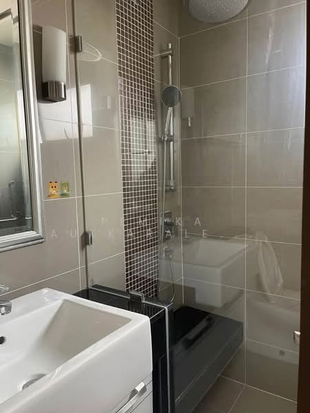 Supalai Elite Sathorn-Suanplu, Bangkok, 198 Suanphlu Road, Thung Maha Mek, Sathon, Bangkok, 2 Bedrooms, 92 sqm, Condo For Sale, by Pemika Aukkaraleekul, 500374474 - DDproperty.com