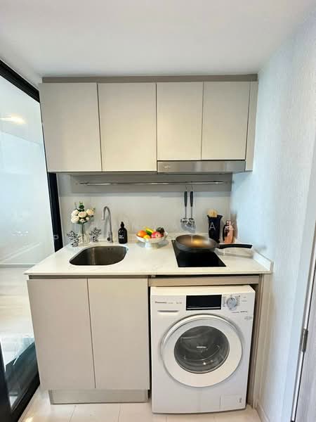 Knightsbridge Prime Sathorn, Bangkok, 599 Naradhiwas Rajanagarindra Road, Thung Maha Mek, Sathon, Bangkok, 1 Bedroom, 38 sqm, Condo For Sale, by Thanyalak Premputtiphan, 500374483 - DDproperty.com