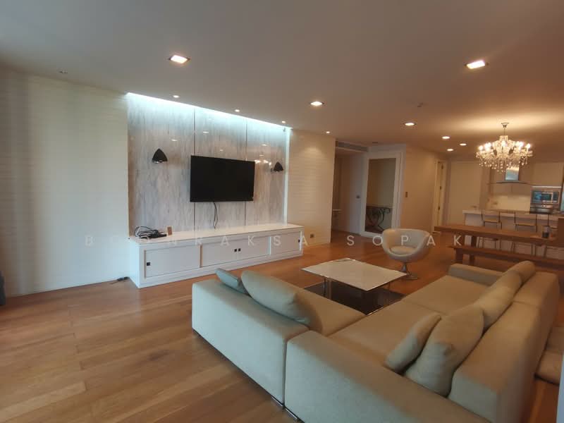 Ficus Lane, Bangkok, Soi Sukhumvit 44/1, Phra Kanong, Khlong Toei, Bangkok, 2 Bedrooms, 198 sqm, Condo For Rent, by Boonraksa Sopak, 500374512 - DDproperty.com