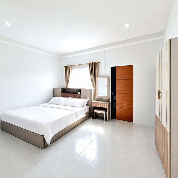 Two - storey townhouse, 22 square wah, Nong Prue, Bang Lamung, Chon Buri (Pattaya), , Nong Pru, Bang Lamung (Pattaya), Chon Buri (Pattaya), 3 Bedrooms, 50 sqm, Townhouse For Sale, by Connex Property, 500374594 - DDproperty.com