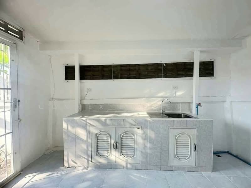Townhouse, Corner Romklao 6, Min Buri, Near the Pink Line MRT, Min Buri Station, Bangkok, , Min Buri, Bangkok, 2 Bedrooms, 120 sqm, Townhouse For Sale, by Connex Property, 500374659 - DDproperty.com
