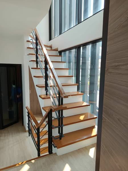 3-BR Townhouse, Bangkok, Phra Kanong Nua, Watthana, Bangkok, 3 Bedrooms, 200 sqm, Townhouse For Rent, by Boonraksa Sopak, 500374676 - DDproperty.com