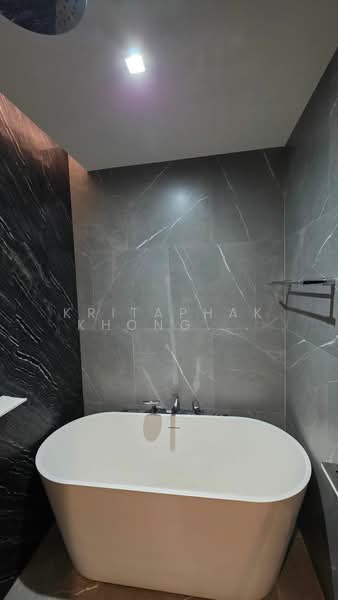 The Reserve Sukhumvit 61, Bangkok, 78 Soi Sukhumvit 61, Khlong Tan Nua, Watthana, Bangkok, 2 Bedrooms, 62 sqm, Condo For Rent, by Kritaphak Khongmueang, 500374693 - DDproperty.com