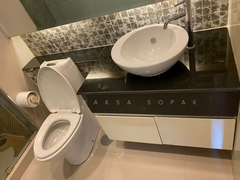 Nusasiri Grand, Bangkok, Soi Sukhumvit 42, Phra Kanong, Khlong Toei, Bangkok, 1 Bedroom, 80 sqm, Condo For Rent, by Boonraksa Sopak, 500374723 - DDproperty.com