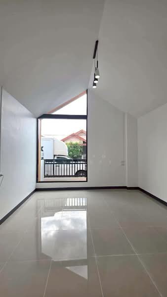 Moobaan Wattana, Bangkok, Ruam Phatthana Road, Lam Toi Ting, Nong Chok, Bangkok, 3 Bedrooms, 120 sqm, Single Detached House For Sale, by นภัสศรณ์ วงศ์สินไทยกร (นันท์), 500374739 - DDproperty.com