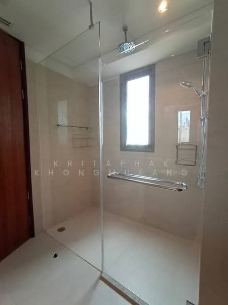 The Lakes, Bangkok, 123 Ratchadaphisek Road, Khlong Toei, Bangkok, 3 Bedrooms, 142 sqm, Condo For Rent, by Kritaphak Khongmueang, 500374748 - DDproperty.com