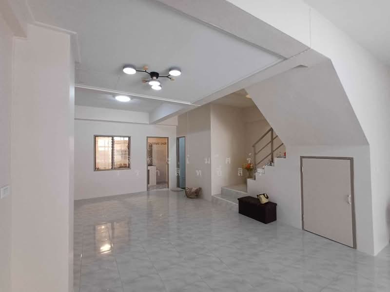 นาป่า, Chon Buri (Pattaya), Na Pa, Muang Chon Buri, Chon Buri (Pattaya), 3 Bedrooms, 140 sqm, Townhouse For Sale, by จิระเมศร์ วราสิทธิ์สิริ, 500374752 - DDproperty.com
